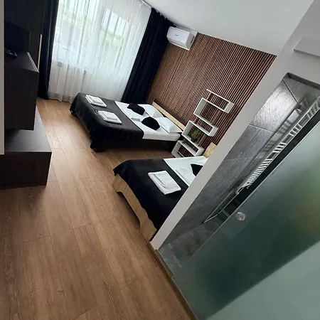 게스트하우스 Pensiunea Gerard Moderne Cu Baie Privata, La 250 M De Plaja ,foisor, Parcare & Wifi Gratuit 3*