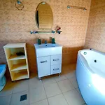 Pensiunea Gerard Moderne Cu Baie Privata, La 250 M De Plaja ,foisor, Parcare & Wifi Gratuit 3*