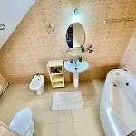 Pensiunea Gerard Moderne Cu Baie Privata, La 250 M De Plaja ,foisor, Parcare & Wifi Gratuit